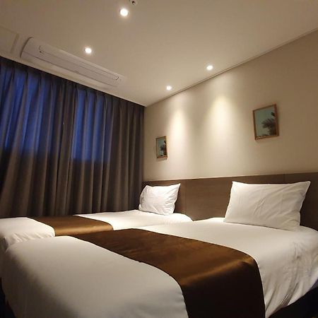 Grandmillions Hotel Seogwipo Exteriör bild