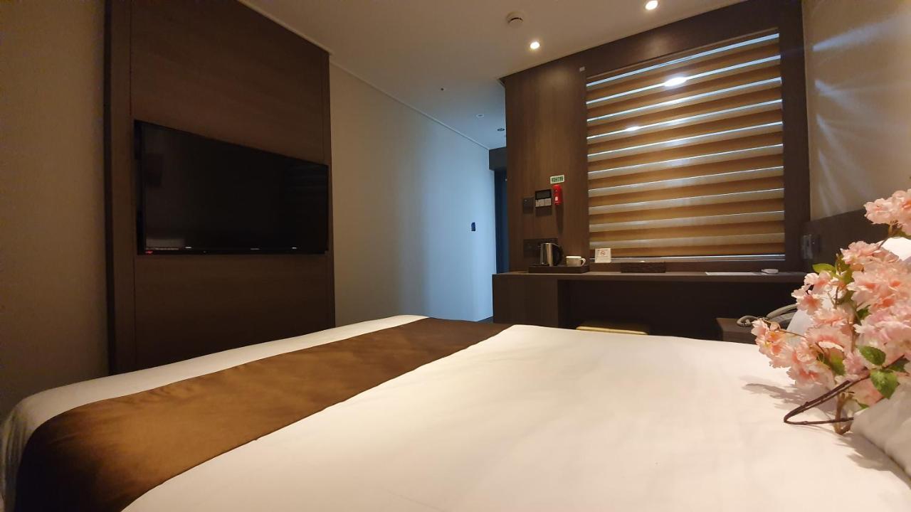 Grandmillions Hotel Seogwipo Exteriör bild