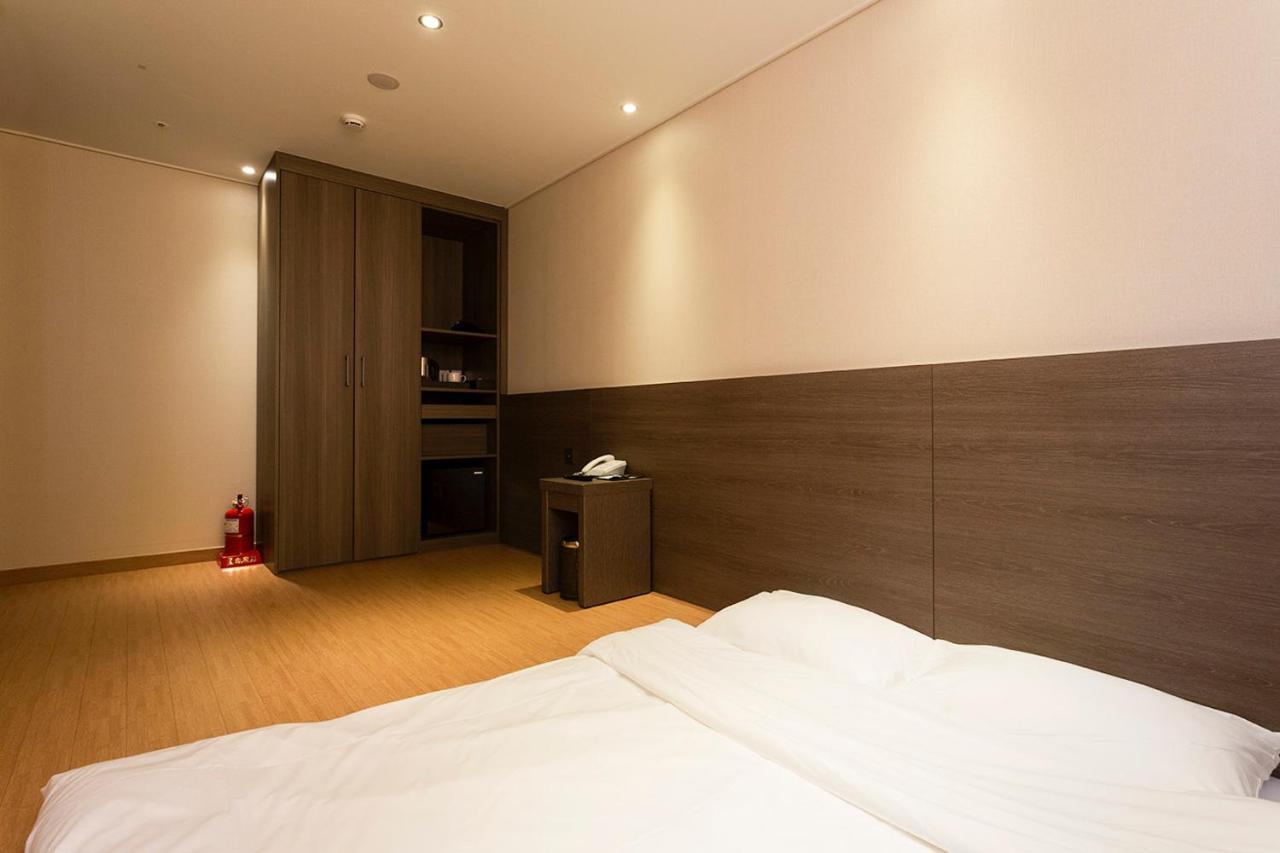 Grandmillions Hotel Seogwipo Exteriör bild